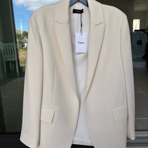 Theory Elegant Cream Blazer